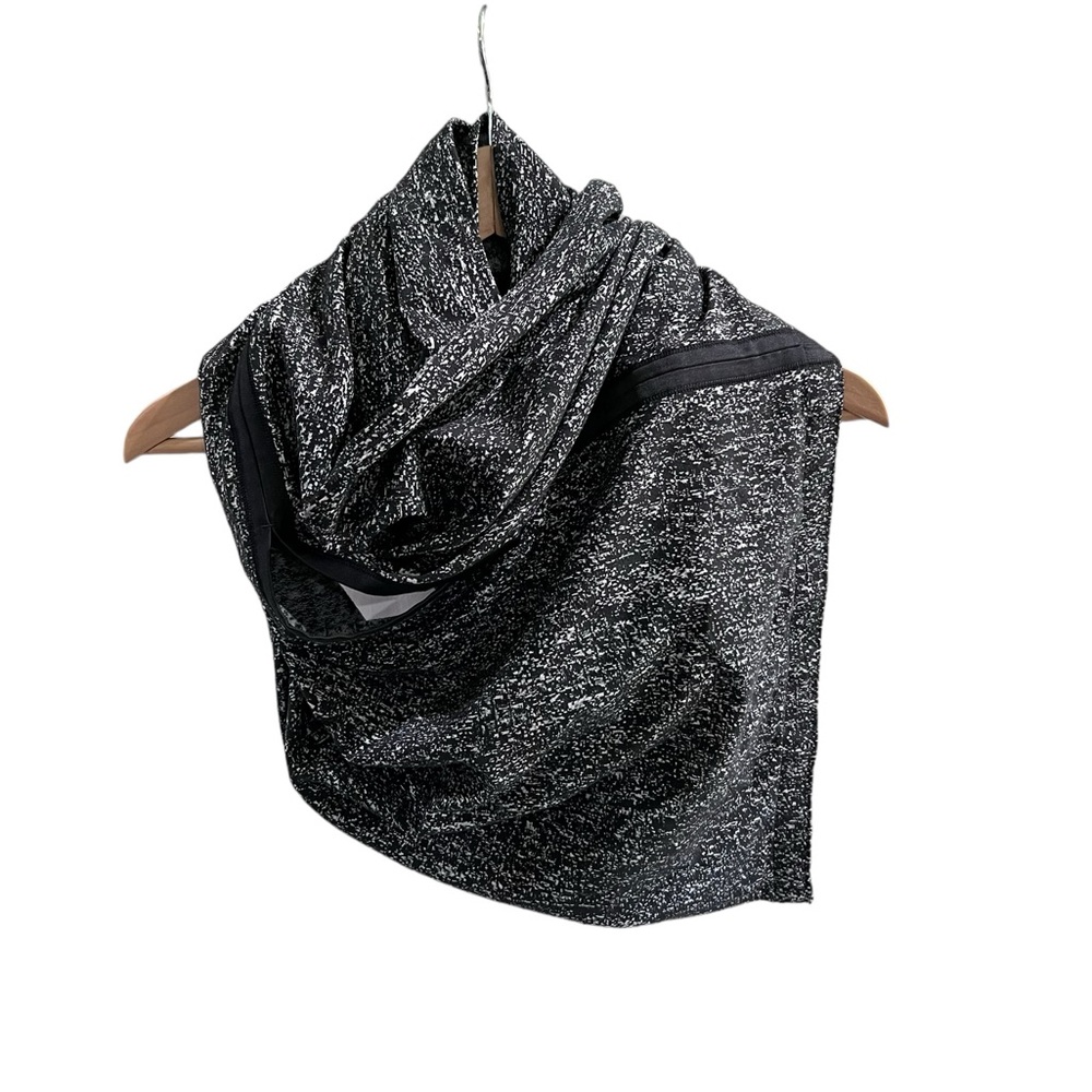 lululemon athletica Vinyasa Scarf Shawl Wrap